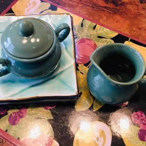 FINAL!  VINTAGE Green Sugar & Creamer Set